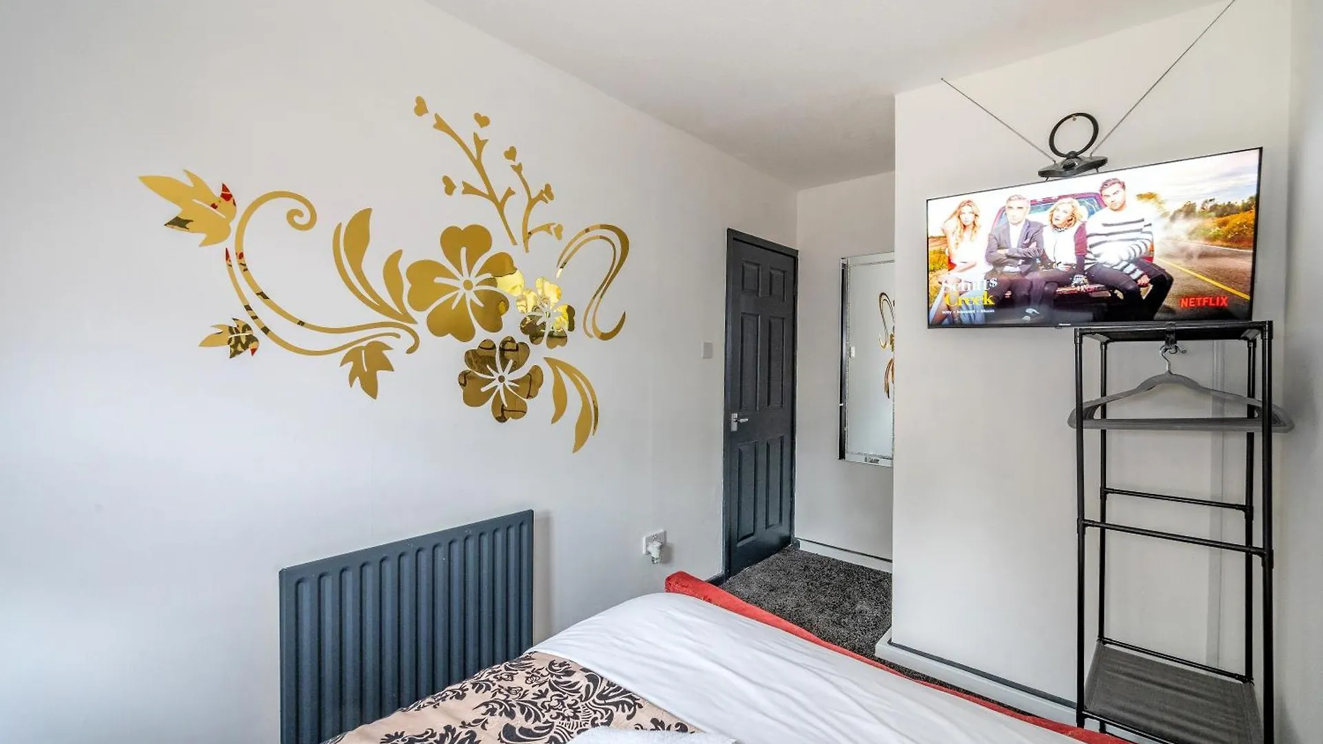 לידס *Rb26S* For Your Most Relaxed & Cosy Stay + Free Parking + Free Fast Wifi * בית אירוח